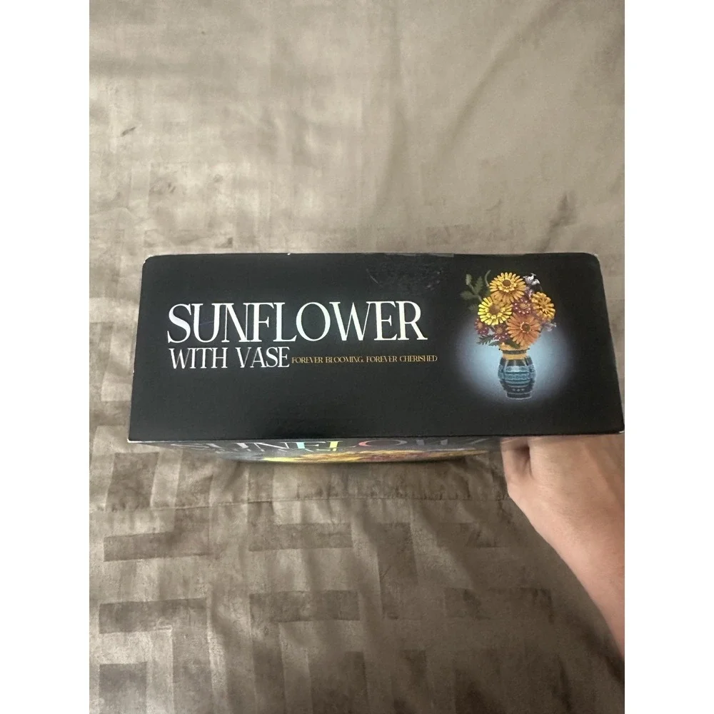 Asoulin Sunflower With Vase Flower Bouquet‎ Building Blocks Set 1065pcs 14+ New